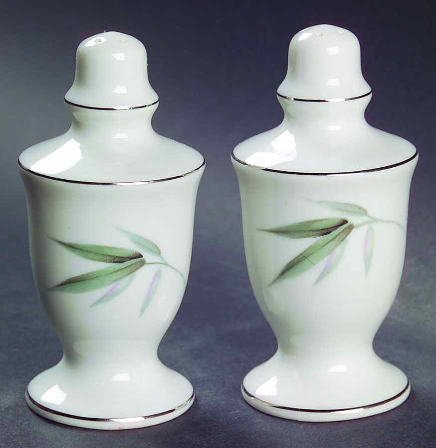 Mandarin Salt & Pepper Set by Yamaka-1