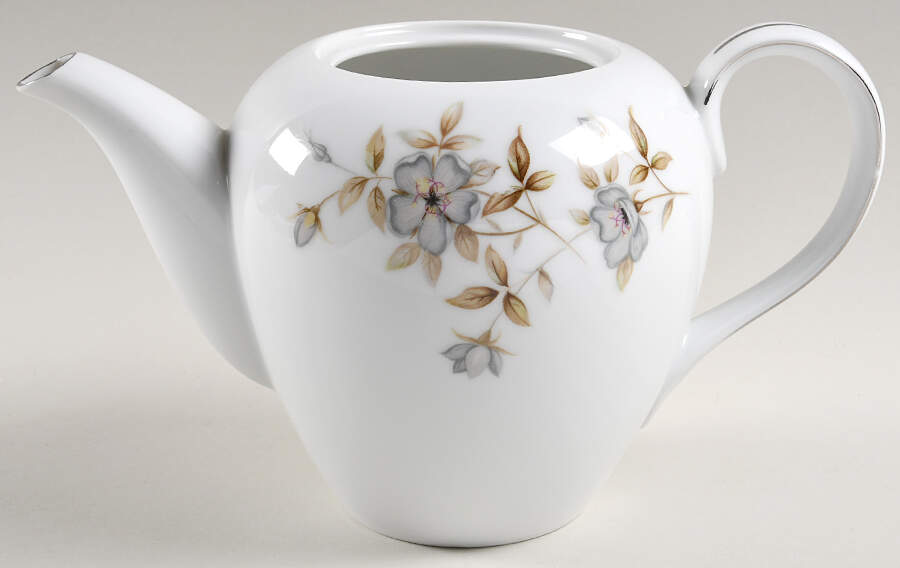 Maytime Teapot No Lid by Yamaka-1