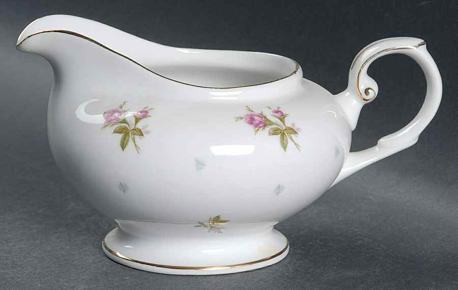 Minuet Creamer by Yamaka-1