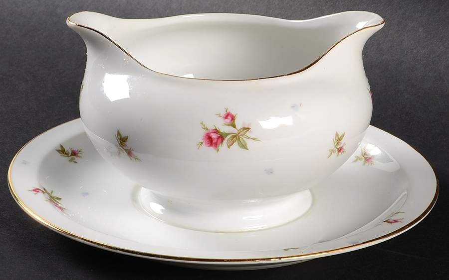 Minuet Gravy Boat with Attached Underplate by Yamaka-1