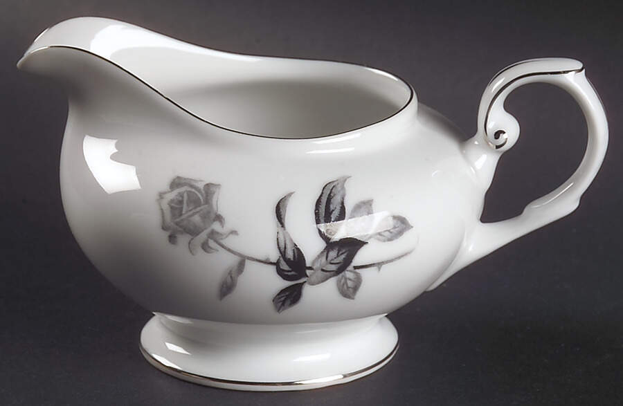 Nocturne Creamer by Yamaka-1