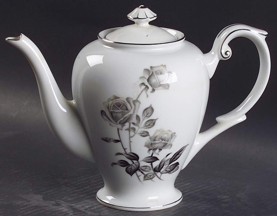 Nocturne Coffee Pot & Lid by Yamaka-1