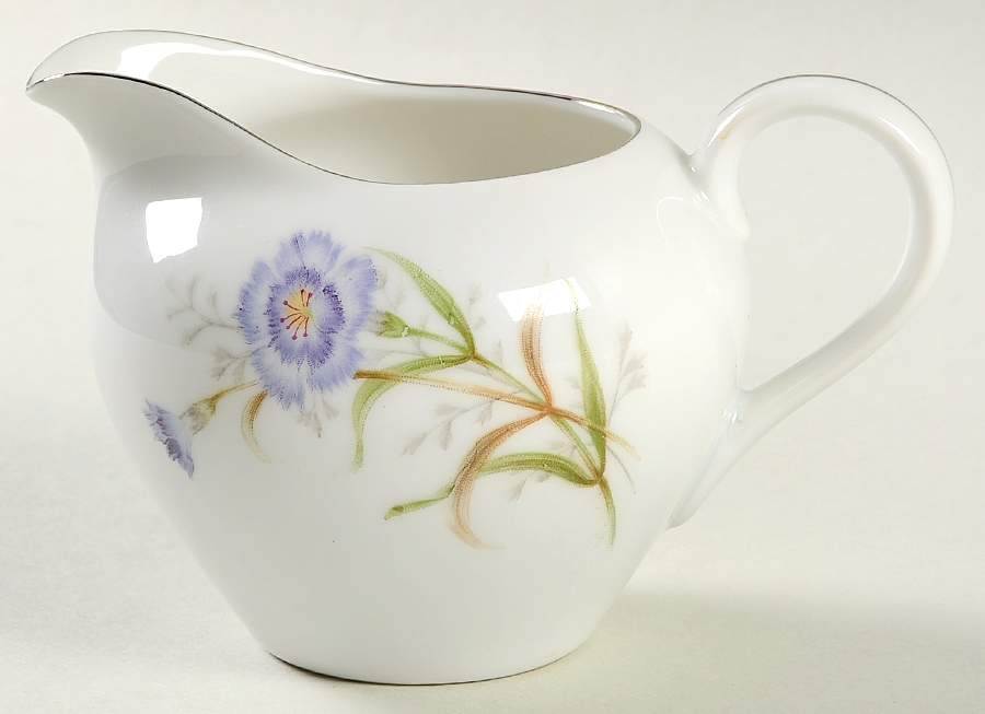 Periwinkle Creamer by Yamaka-1