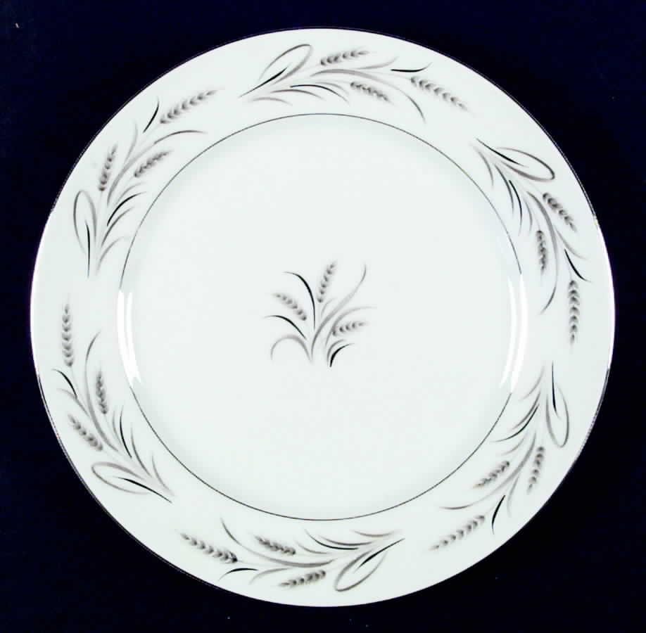 Platinum Wheat Dinner Plate by Yamaka-1