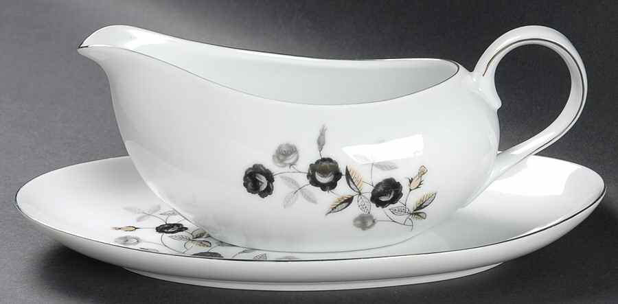 Prelude Gravy Boat & Underplate/Relish by Yamaka-1
