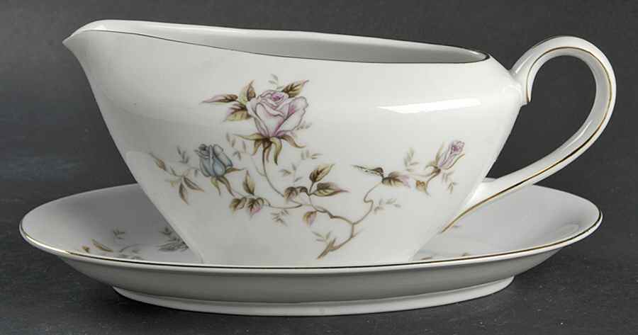Sherry Gravy Boat & Underplate/Relish by Yamaka-1