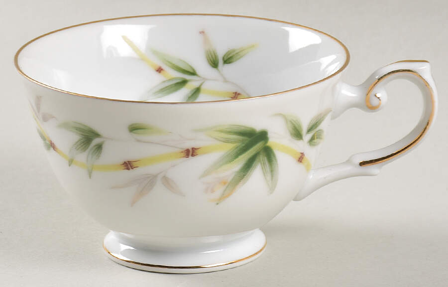 South Wind Footed Cup by Yamaka-1