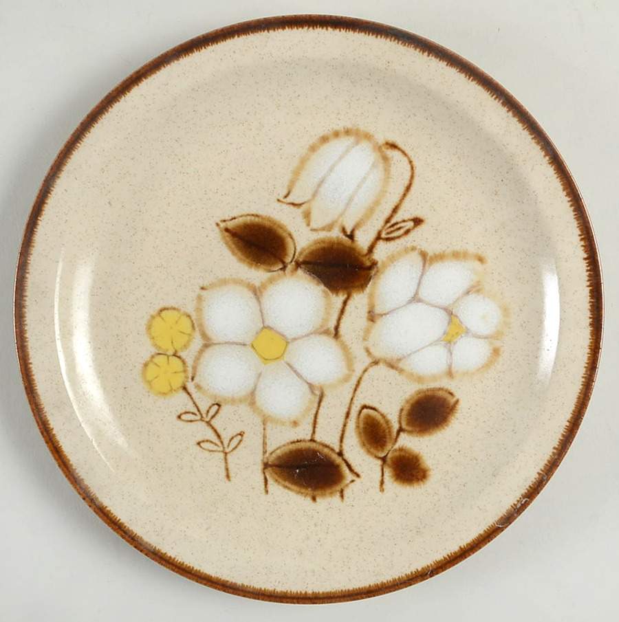 Tulips Salad Plate by Yamaka-1