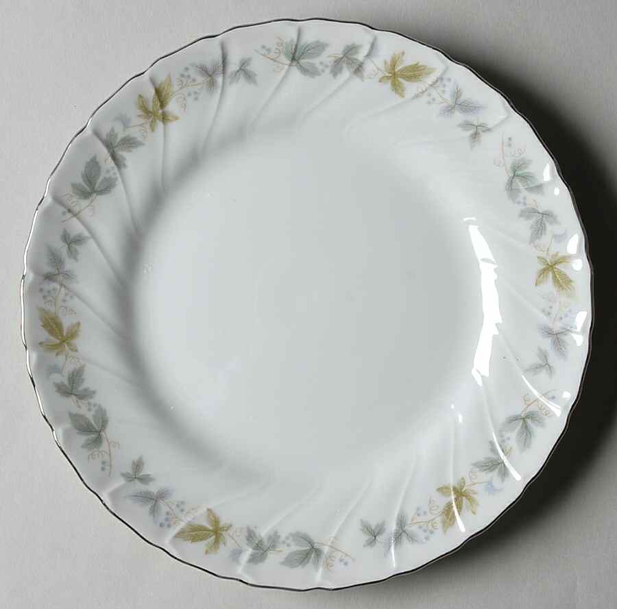 Vineyard Salad Plate by Yamaka-1