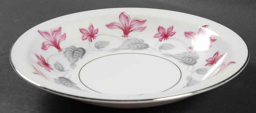 Woodbine Rim Soup Bowl by Yamaka-1