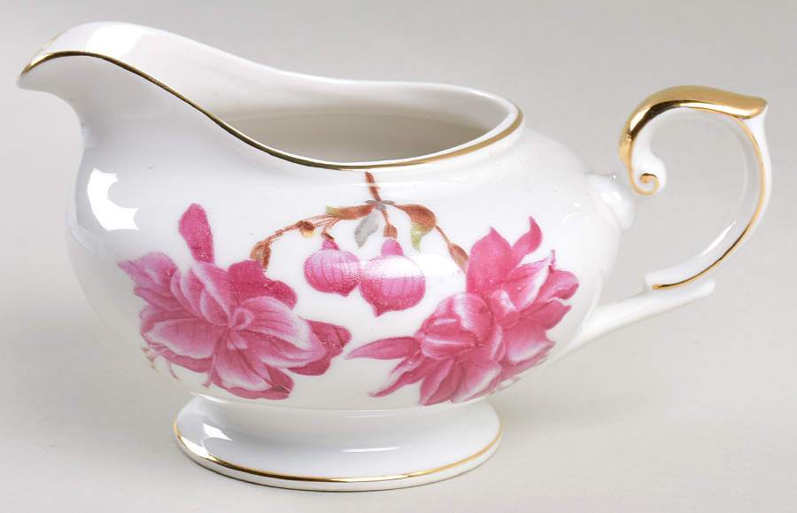 YAM18 Creamer by Yamaka-1