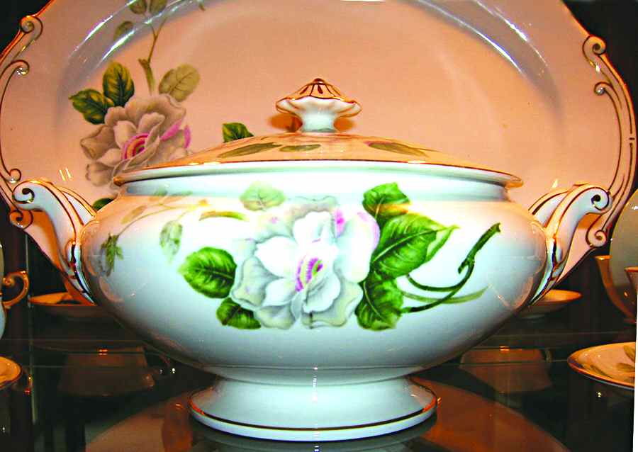 YAM20 Round Covered Vegetable by Yamaka-1