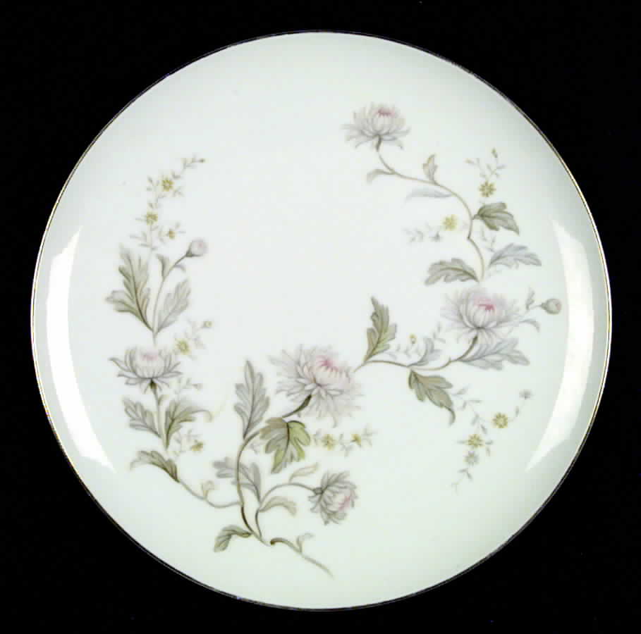 Kiku Dinner Plate by Yamato-1