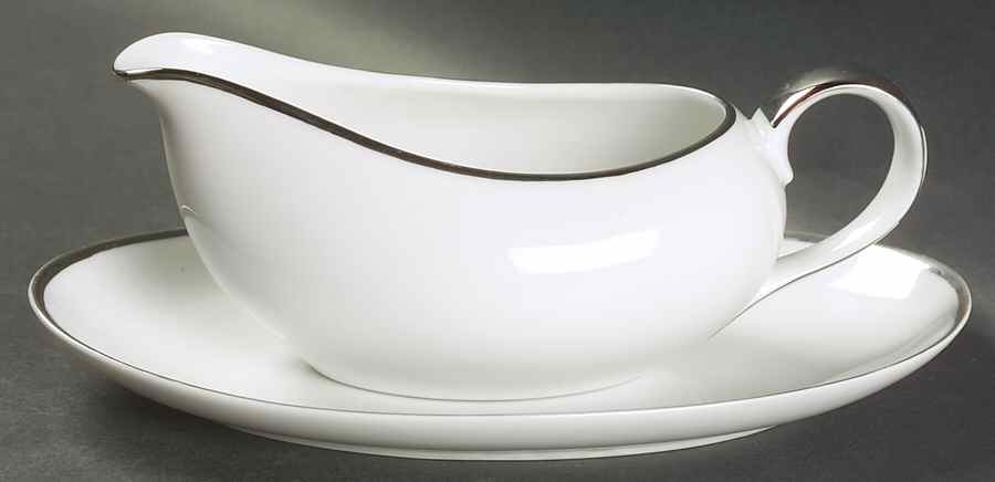 Moon Glow Gravy Boat & Underplate by Yamato-1