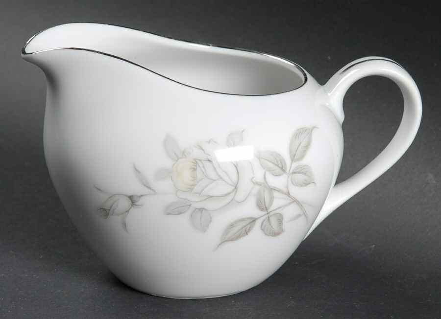 Velour Creamer by Yamato-1