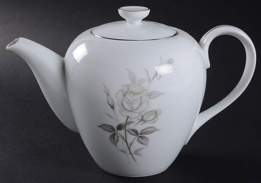 Velour Teapot & Lid by Yamato-1