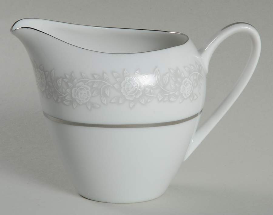 Brocade Creamer by Yamaka-1