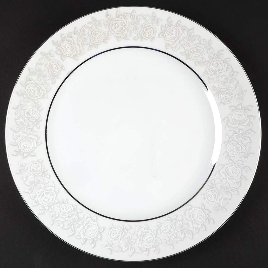 Brocade Dinner Plate by Yamaka-1