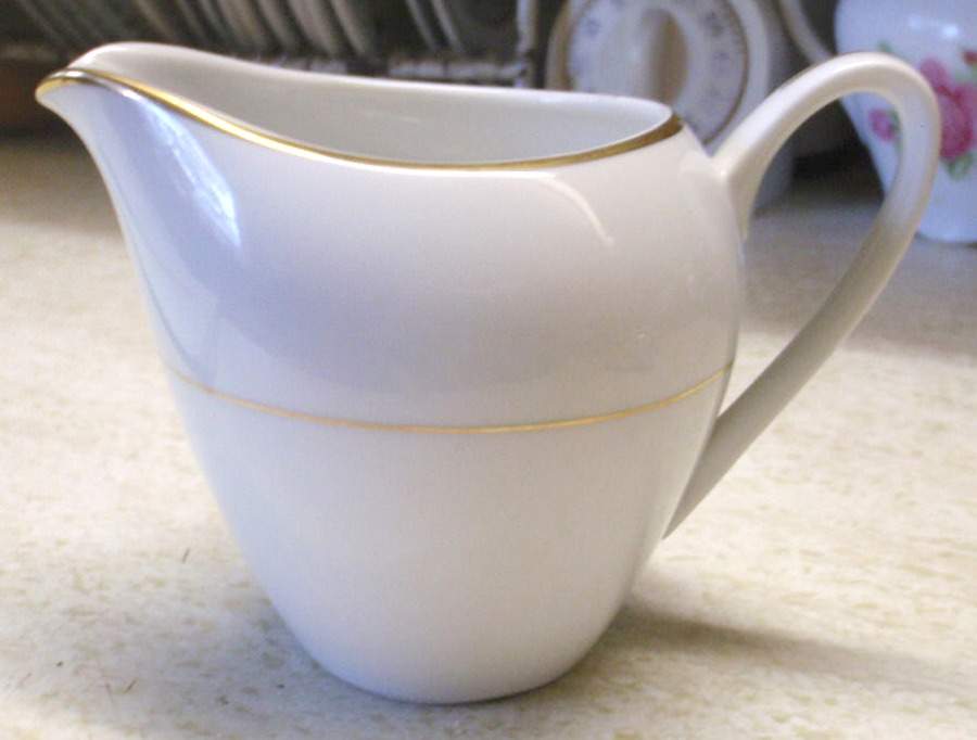 2112 Creamer by Yamaka-1