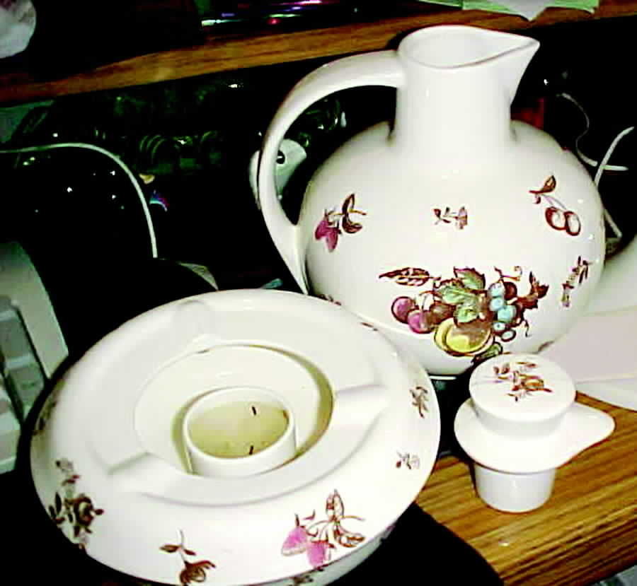 Fruit Fantasy Teapot & Lid by Yamaju-1