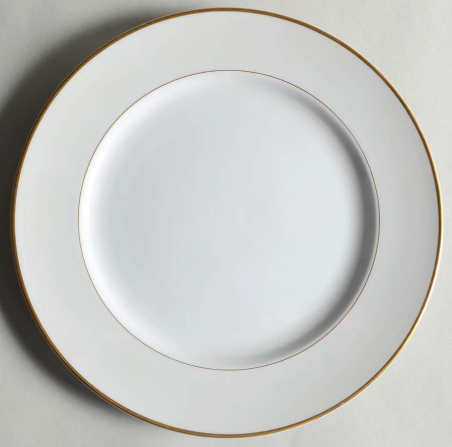 Royalty Dinner Plate by Yamato-1