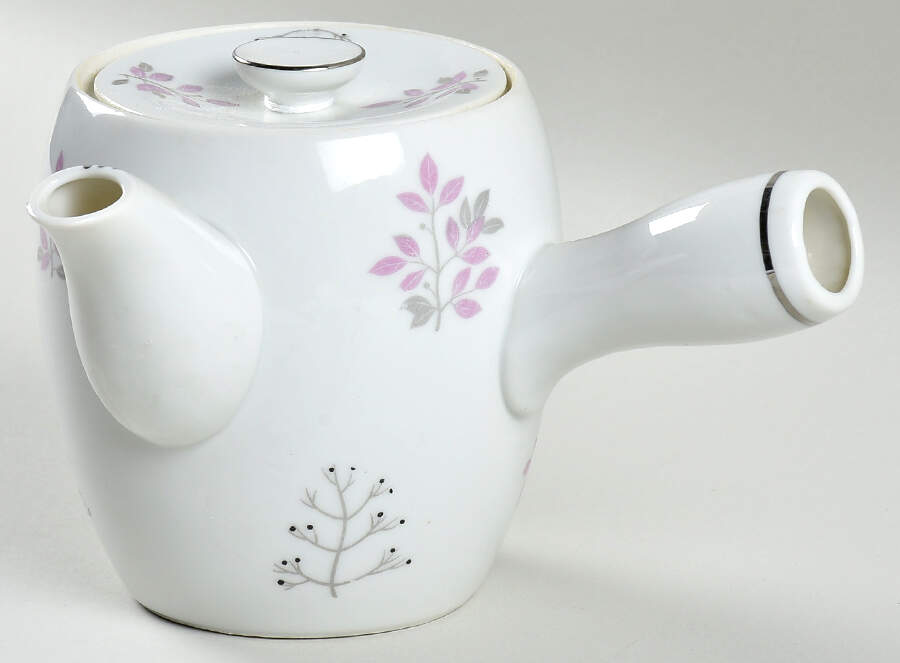 2402p Teapot & Lid by Yamaka-1