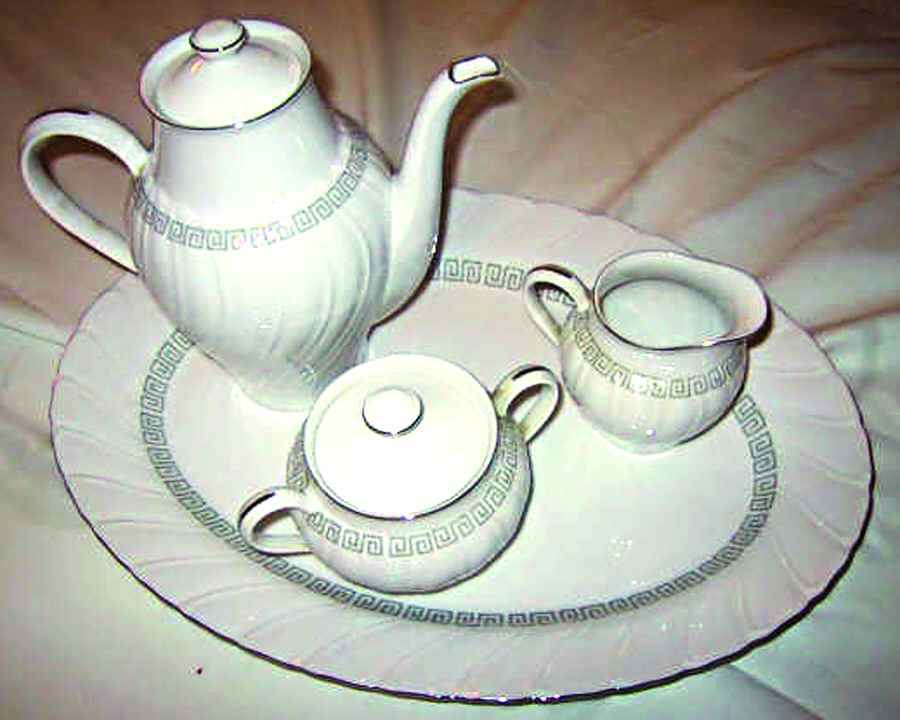 YAM64 Coffee Pot & Lid by Yamaka-1