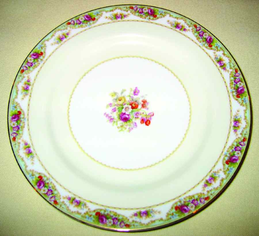YAM66 Dinner Plate by Yamaka-1