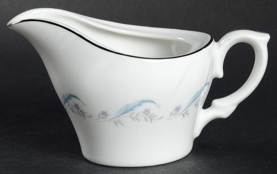 YAM68 (Coupe) Creamer by Yamaka-1