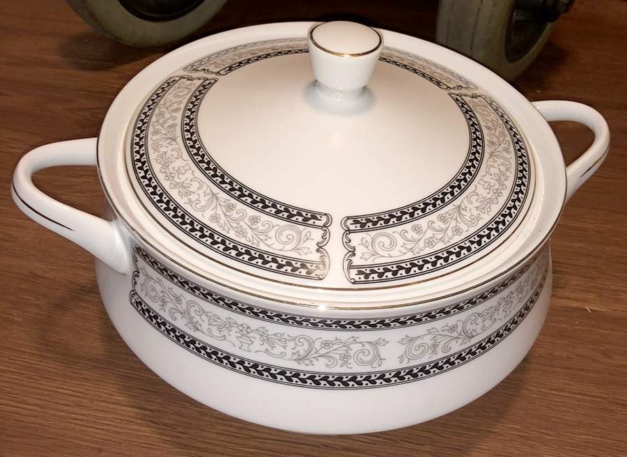 YSJ4 Round Covered Vegetable by Yau Shing-Taiwan-Japan-1