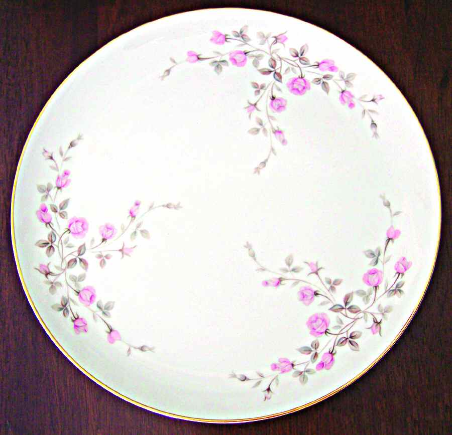 Pink Trellis Dinner Plate by Yamato-1