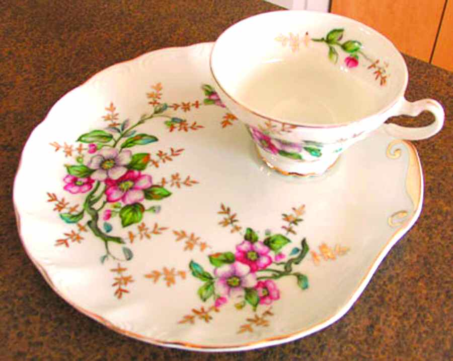 YAM70 Snack Plate & Cup Set by Yamaka-1