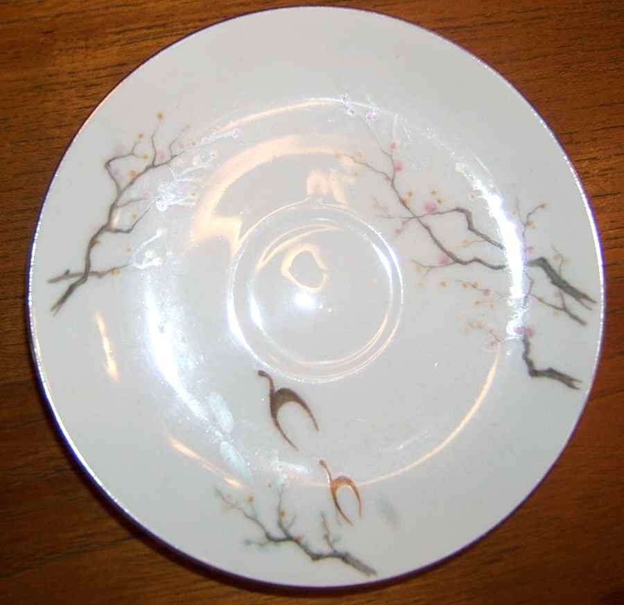 Capistrano Saucer by Yamaka-1