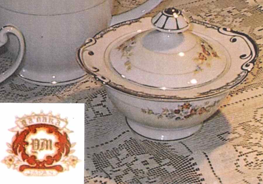 YAM87 Sugar Bowl & Lid by Yamaka-1