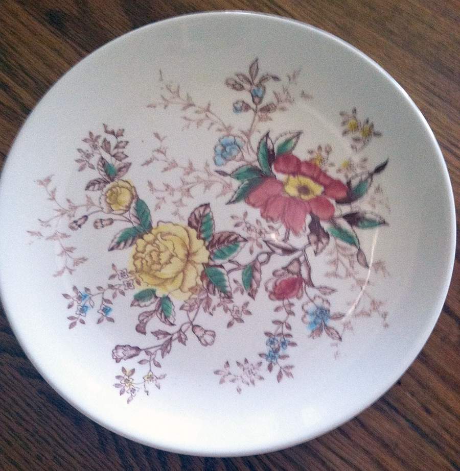 Brocade Dinner Plate by Yamaju-1