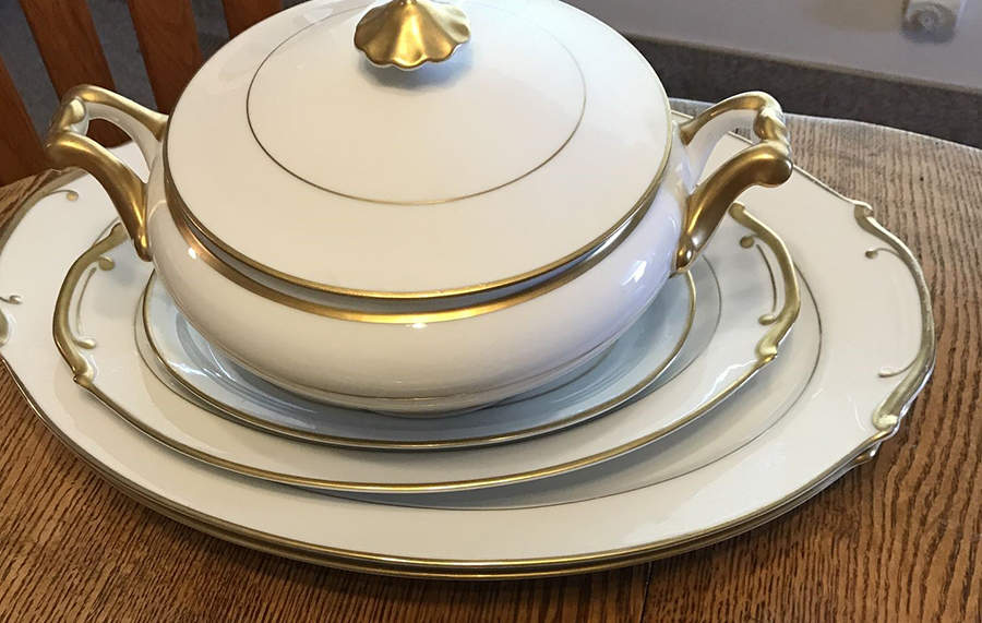 K-616 12" Oval Serving Platter by Yamaka-1