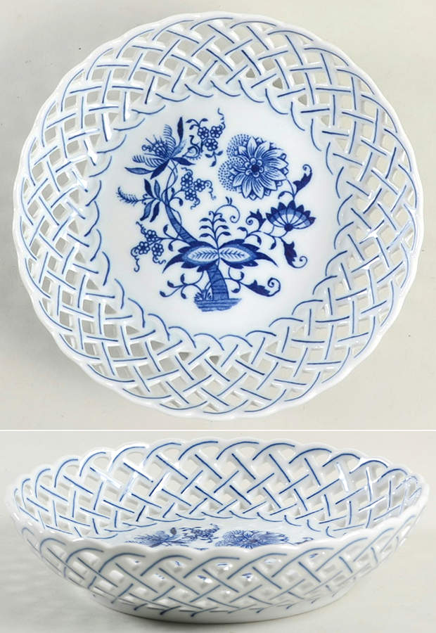 Blue Onion 7'' Pierced Round Bowl by Zwiebelmuster-1