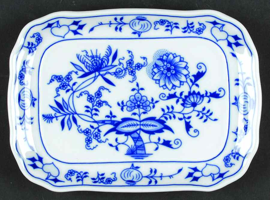 Blue Onion Butter Tray by Zwiebelmuster-1