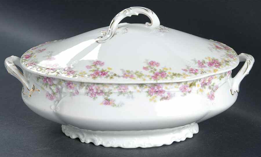 Richmond Oval Covered Vegetable by Z S & Co (Scherzer)-1