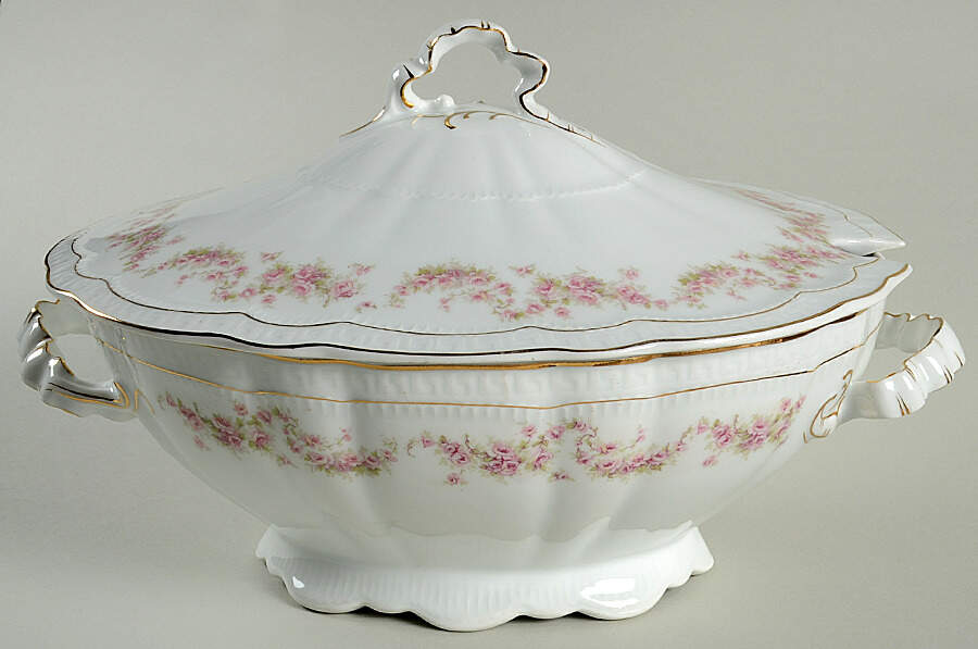 ZSC4 Tureen &  Lid by Z S & Co (Scherzer)-1