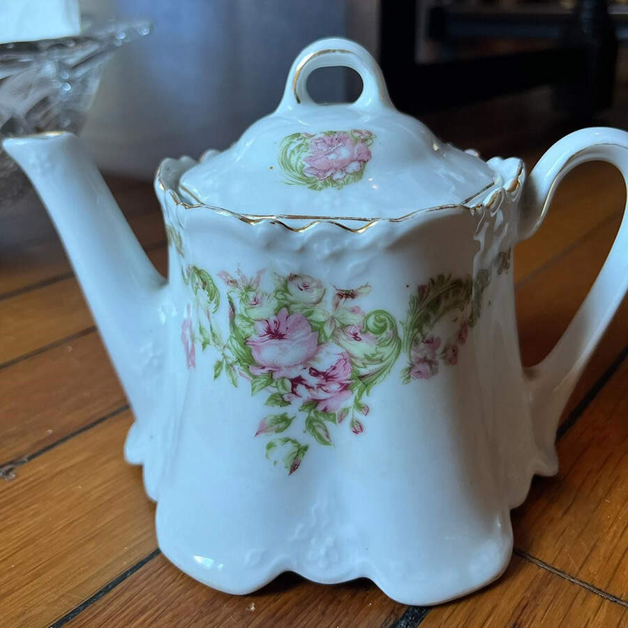 ZSC43 Teapot & Lid by Z S & Co (Scherzer)-1