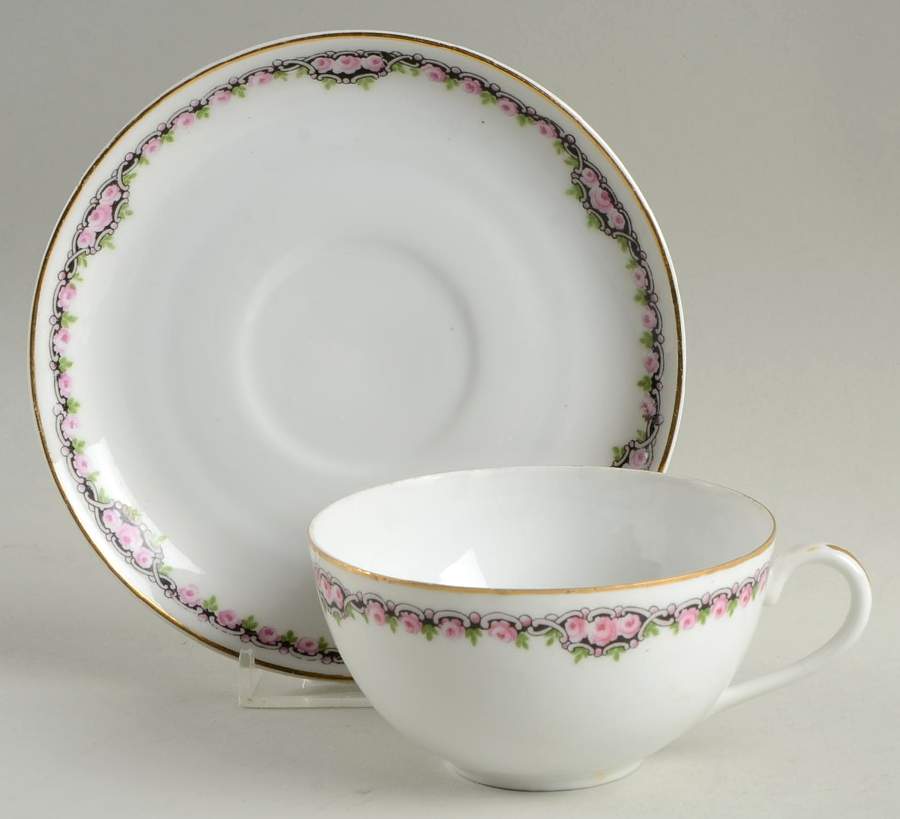SCR34 Flat Cup & Saucer Set by Scherzer-1