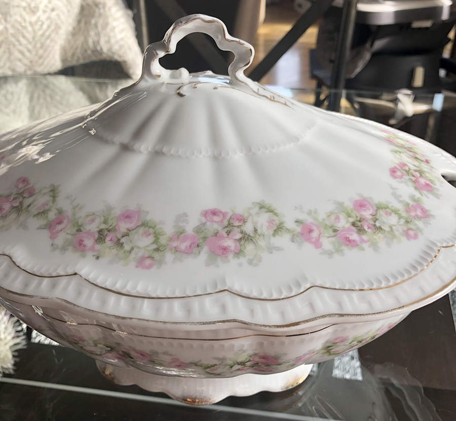 ZSC6 Tureen &  Lid by Z S & Co (Scherzer)-1
