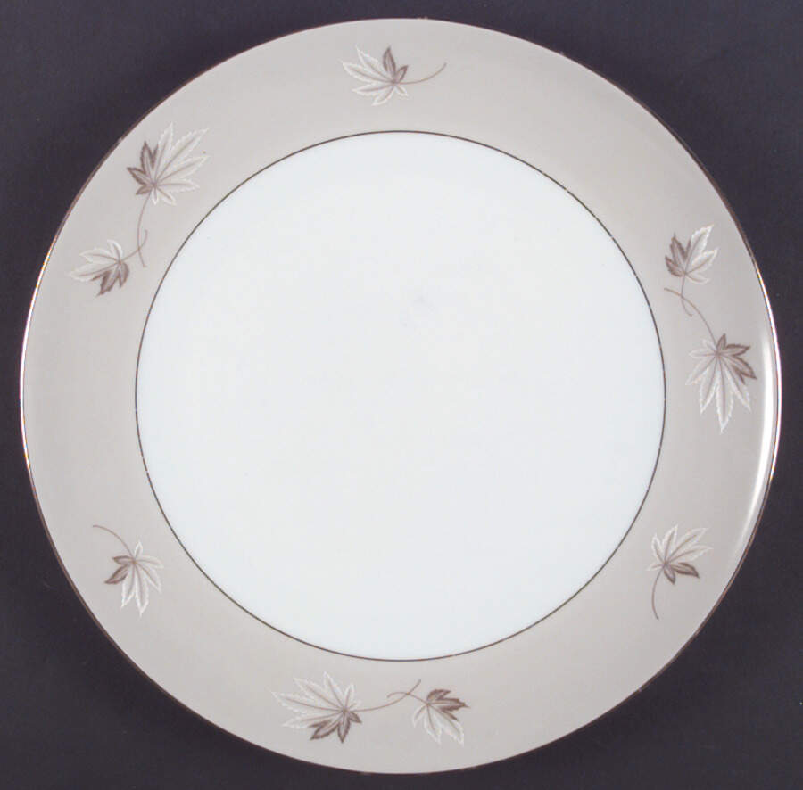 Frosted Leaves Dinner Plate by Zylstra-1