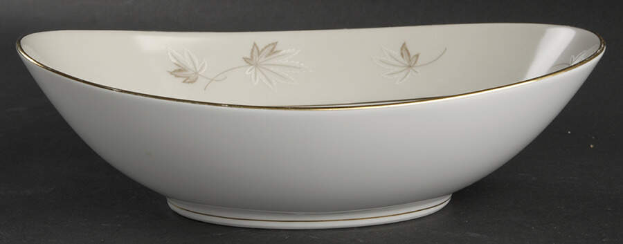 Frosted Leaves 10" Oval Vegetable Bowl by Zylstra-1