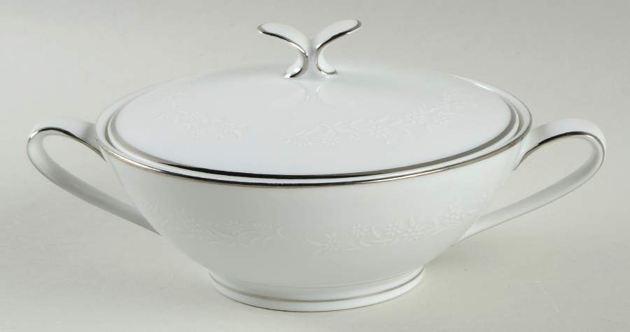Snow Flower Sugar Bowl & Lid by Zylstra-1