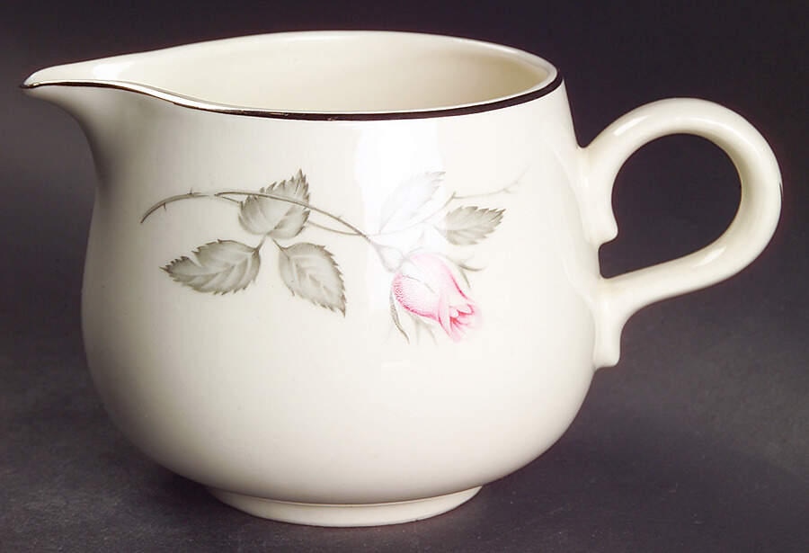 Zylstra Rose (Coupe, USA, Cream) Creamer by Zylstra-1