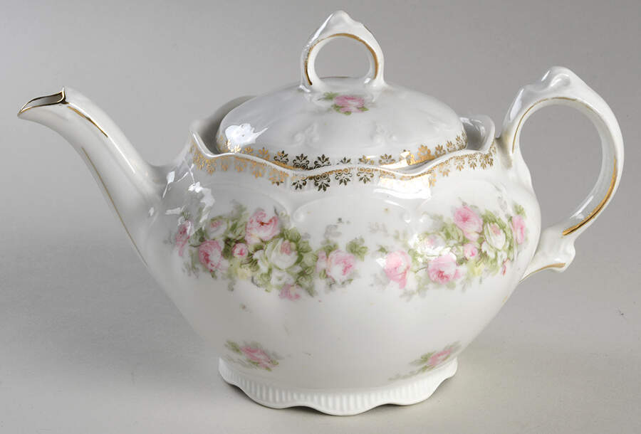 ZSC68 Teapot & Lid by Z S & Co (Scherzer)-1
