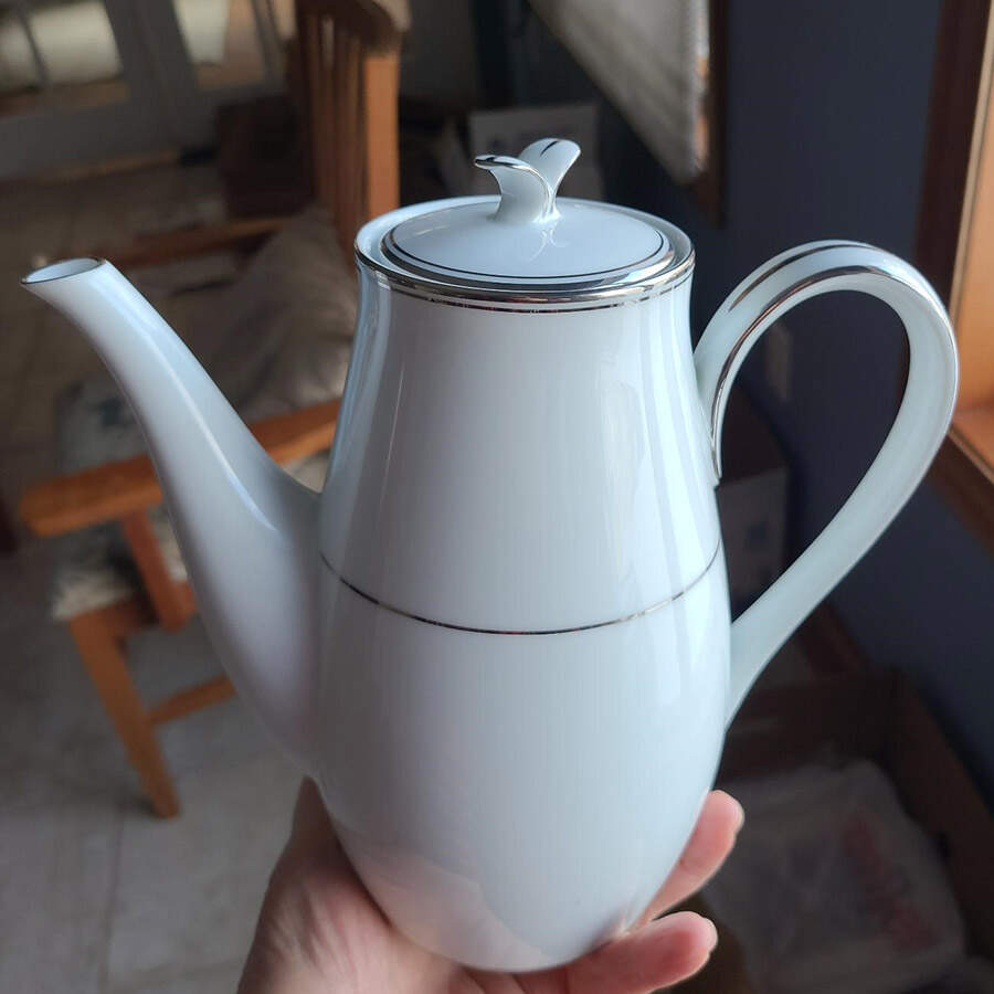 Ecstasy Coffee Pot & Lid by Zylstra-1