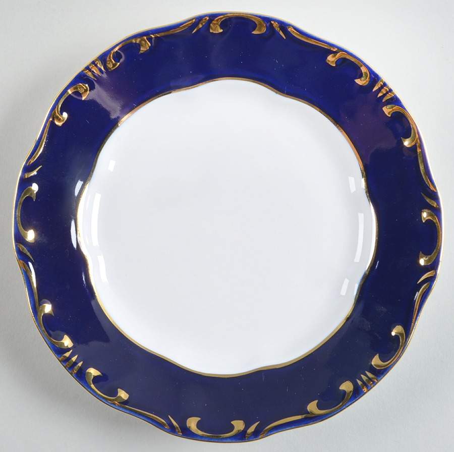 Pompadour III Salad Plate by Zsolnay-1
